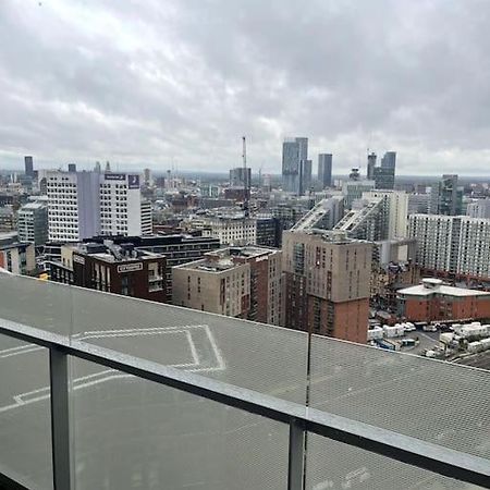 Lovely 2-Bedroom Condo With Balcony Manchester Exterior photo