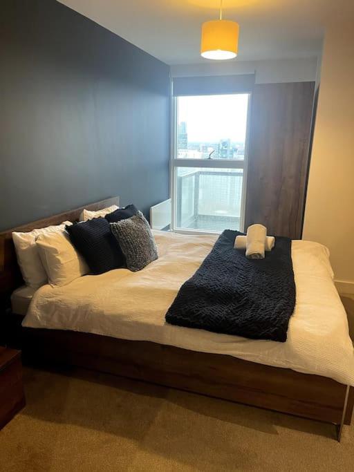 Lovely 2-Bedroom Condo With Balcony Manchester Exterior photo